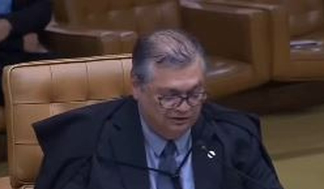 Flávio Dino ironiza mensagem enviada à ouvidoria do Supremo e diverte ministros