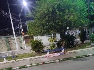 Homem é assassinado com cinco tiros na Praça Boa Esperança, no Vergel do Lago