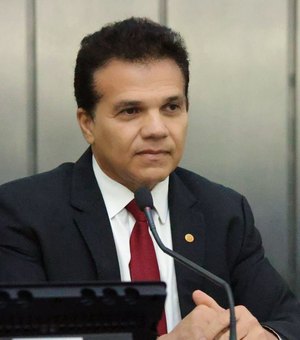 Nova maternidade estadual em Arapiraca terá investimento de R$ 60 milhões, destaca Ricardo Nezinho