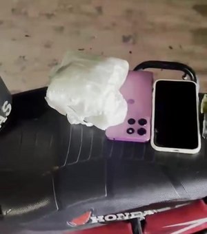 Casal é detido com entorpecentes em moto adulterada e roubada em Maceió