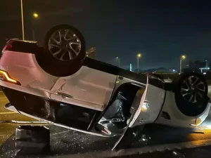 Paula Fernandes capota carro em rodovia de SP: ‘Renasci’