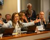 Eudócia cobra Renan Filho e questiona debate sobre saúde em Alagoas