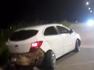 Colisão entre carros é registrada em Arapiraca, motorista fugiu do local