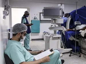 Ebserh abre inscrições para médicos com salários de até R$ 19,1 mil; há vagas para AL