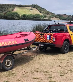 Cinco pessoas são resgatadas em ilha da Barra Nova, em Marechal Deodoro