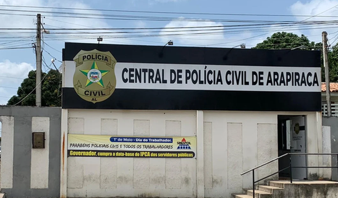 Mulher é autuada por receptação após compra de celular furtado em Arapiraca