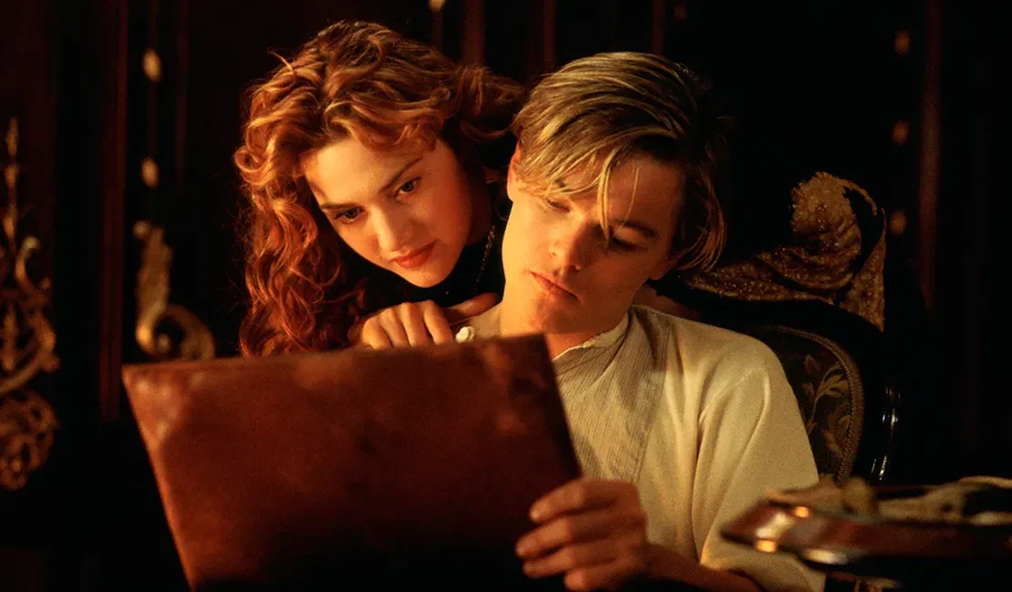 [Vídeo] Leonardo DiCaprio e Kate Winslet se beijam 27 anos após 'Titanic'