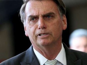 Após Bolsonaro intervir na Petrobras, ministros discutirão política de preço de combustíveis