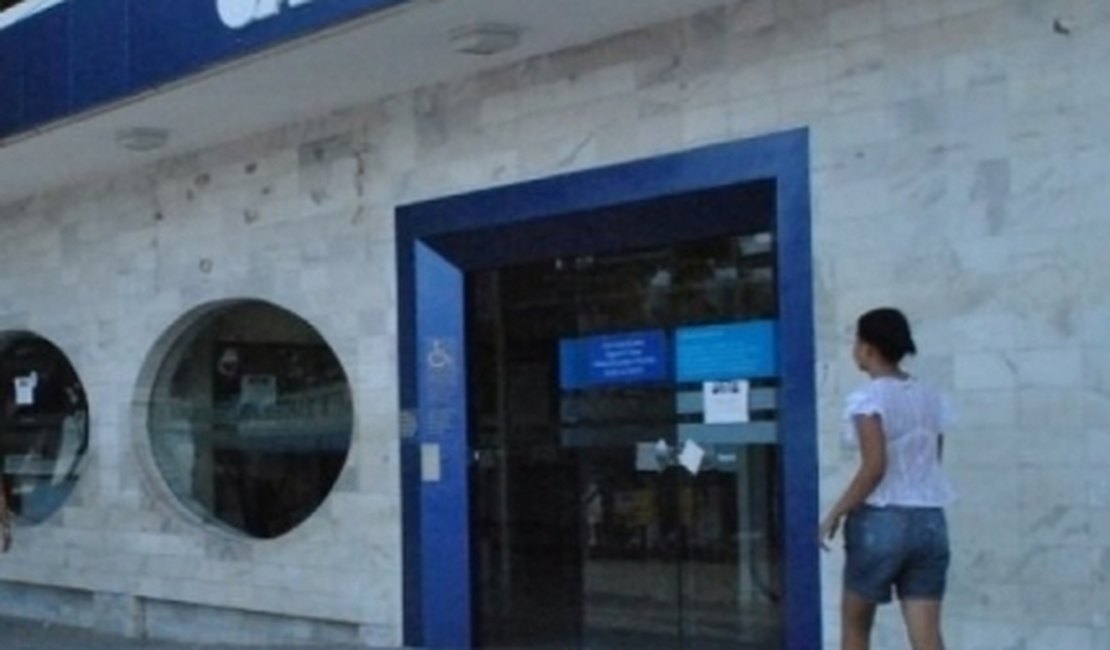 Golpe da fita adesiva: clientes não conseguem sacar dinheiro em Arapiraca