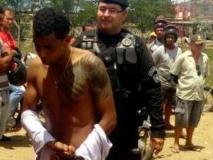 Assaltantes de Arapiraca trocam tiros com a polícia em Palmeira dos Índios, um deles morreu