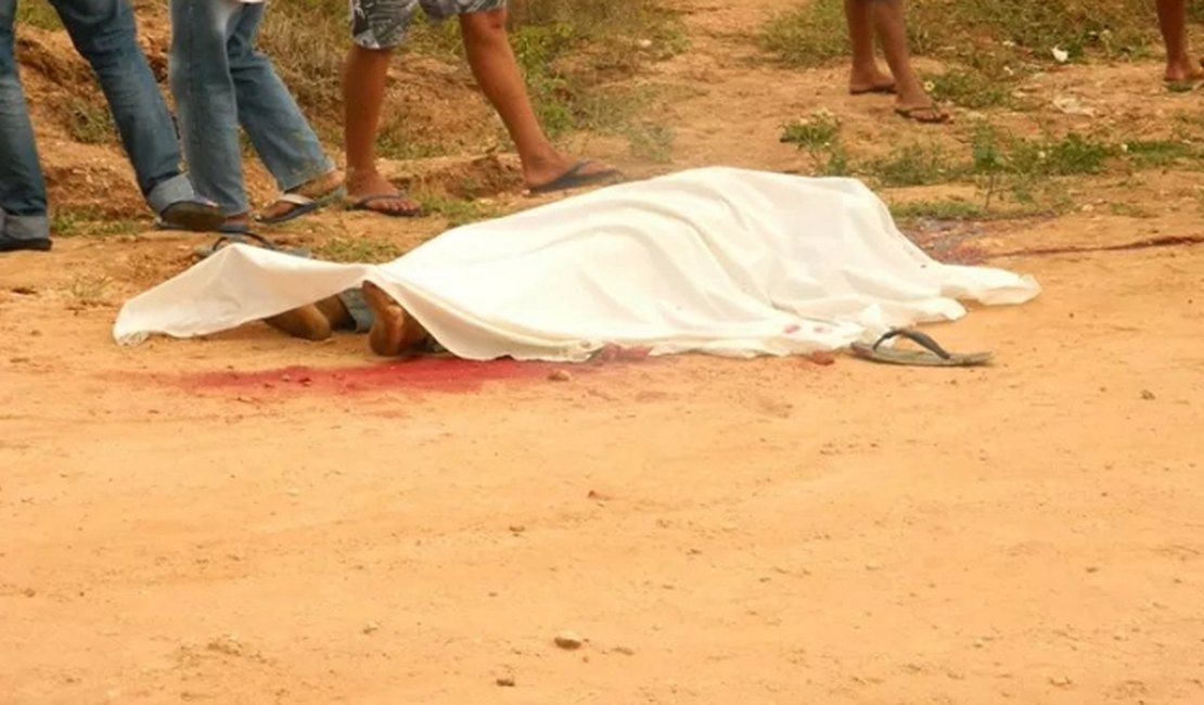 Homem mata agricultor com facão e depois é encontrado morto