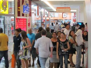 Confira o que abre e fecha no feriado de finados