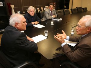 TJAL discute medidas para recuperar dependentes que cometem pequenos delitos