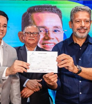 Arthur Lira comanda ato de filiação de Gunnar Nunes ao PP em evento prestigiado por lideranças evangélicas de AL