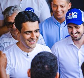Bueno Higino ignora Arthur Lira e recebe JHC em Coité do Noia