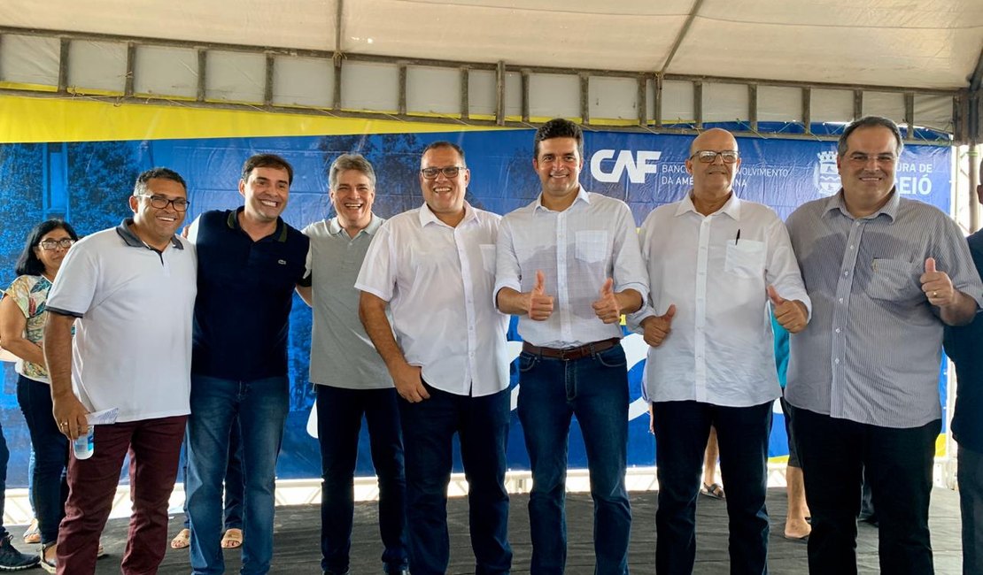 Vereadores participam de solenidade para início das obras de infraestrutura na região do Aeroclube