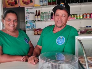 Casal comanda com sucesso barraca de lanche em Maragogi