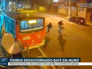 Motorista morre após passar mal e bater ônibus