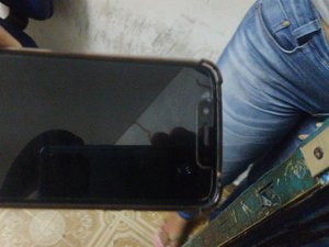 PM aborda acusados e recupera celular roubado no centro de Arapiraca
