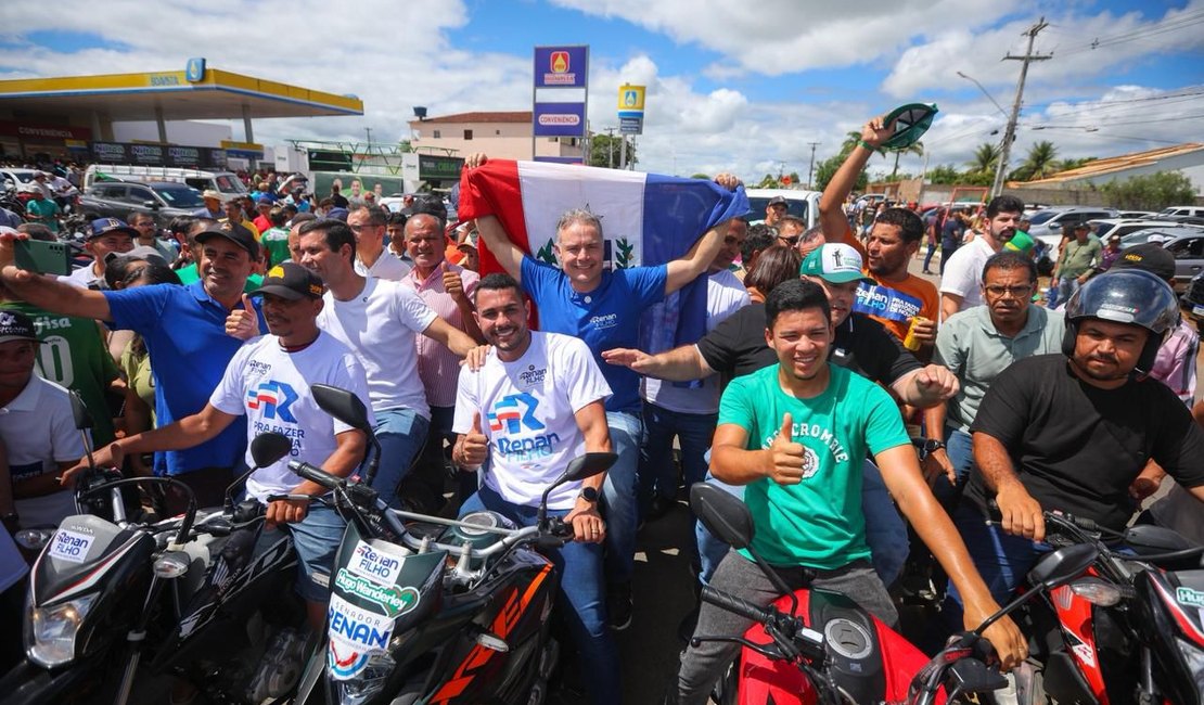 Renan Filho em Estrela de Alagoas: 'Encontrei as ruas tomadas pelo povo'