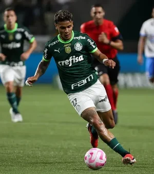 Roma aumenta proposta por Richard Ríos e fica perto de acerto com Palmeiras