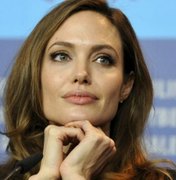 Após mastectomia, Angelina Jolie retira ovários para prevenir câncer