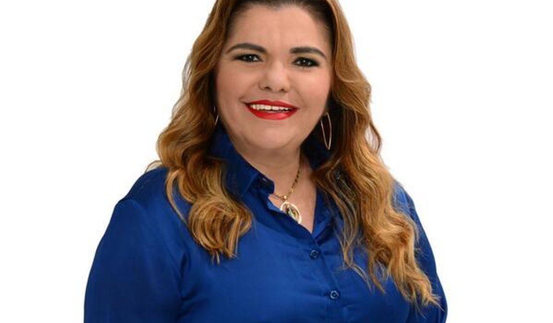 ?Ex-prefeita de Estrela de Alagoas acusada de homicídio vai a júri nesta terça (16)