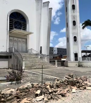 Concatedral de Arapiraca inicia reforma e desmente boatos sobre construção de comércios