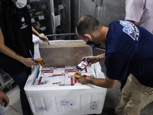 Alagoas recebe mais 88.200 doses de vacina contra a Covid-19
