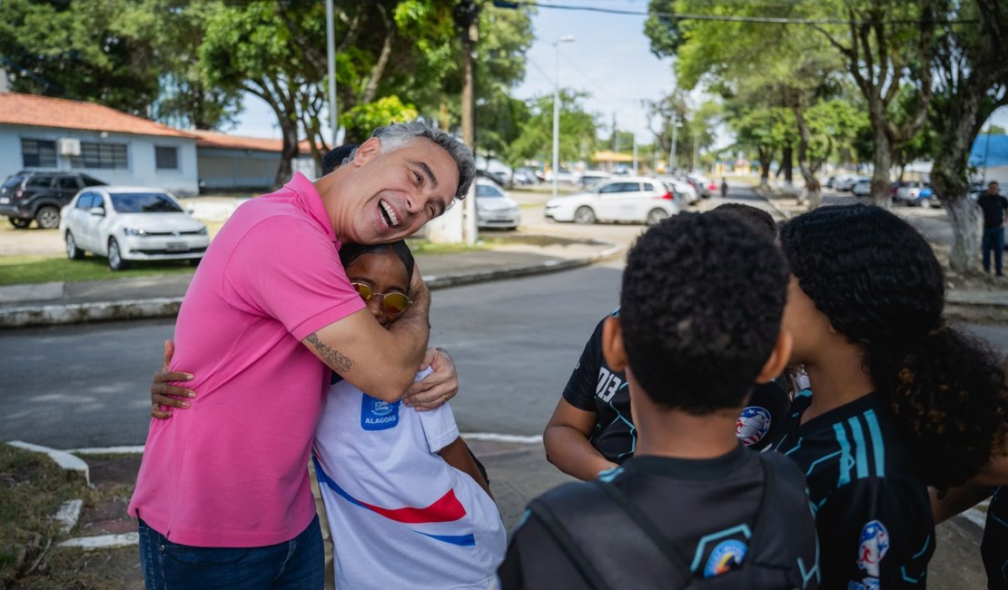 Rafael Brito conquista aprovação de projeto que amplia inclusão de estudantes com autismo nas escolas