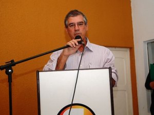 Denúncia contra ex-prefeito e secretário de Penedo é acatada pela Justiça