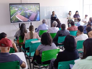 Tia Júlia participa de entrega de equipamentos e inauguração de vestiário no IFAL de Palmeira