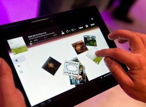 Tablet S, da Sony, chega ao Brasil ainda este mês por R$ 1.650