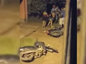 [Vídeo] Mulher surra amante do marido na saída de motel no Pará