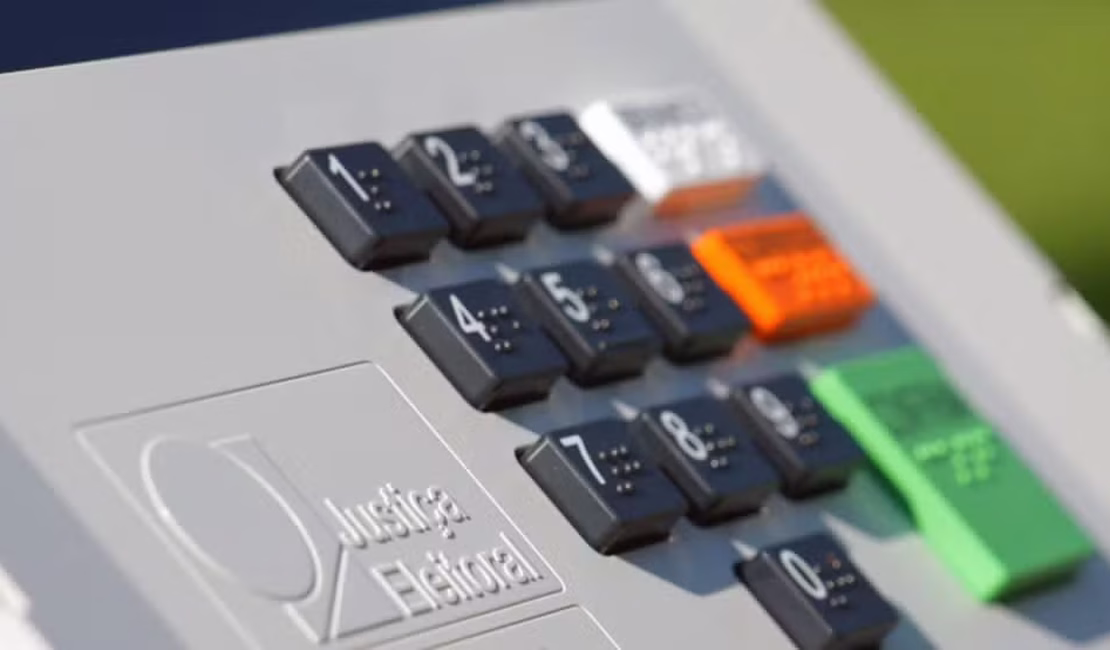 Regras barram IA três dias antes da votação e proíbem sugestão de candidatos