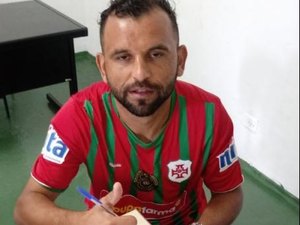 Com dois ex-meias do ASA no pacote, Portuguesa Santista fecha com seis atletas