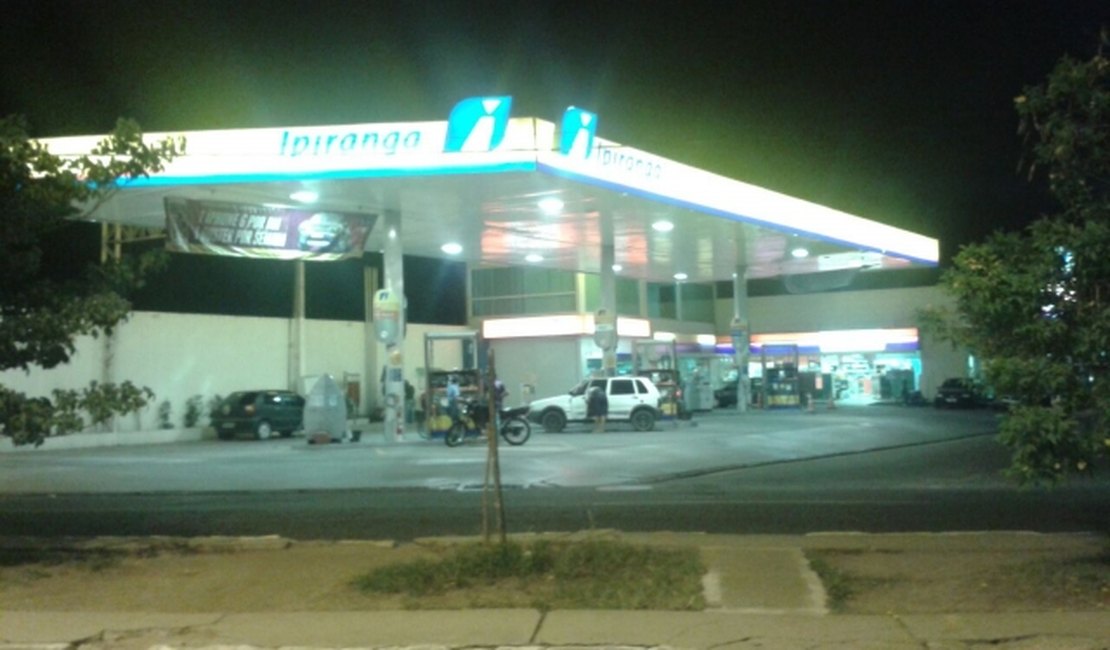 Posto de gasolina é assaltado no bairro Brasília, em Arapiraca