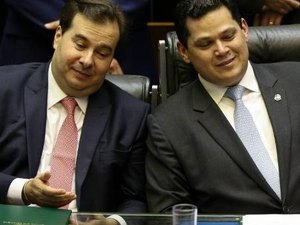 STF barra reeleição de Maia e Alcolumbre para presidir Câmara e Senado