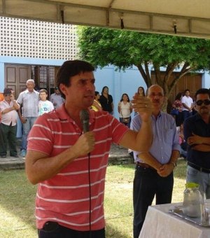 Prefeito de Penedo pode enfrentar três candidatos da oposição
