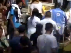 [Vídeo] Mulher passa mal durante festa de virada de ano no Bosque das Arapiracas 