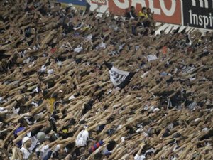 Laudo interdita 11 estádios da elite do futebol paulista