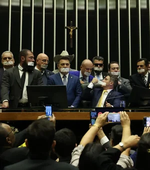 Mesa da Câmara encaminha denúncias contra deputados à Corregedoria
