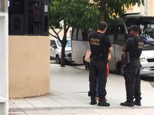 [Vídeo] Grupo acusado de lavagem de dinheiro é desarticulado pela PF