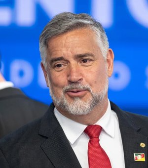 Pimenta fala em “conexão direta” entre fraude do INSS e “BolsoMaster”