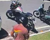 Câmera flagra furto de moto na orla da Pajuçara, em Maceió