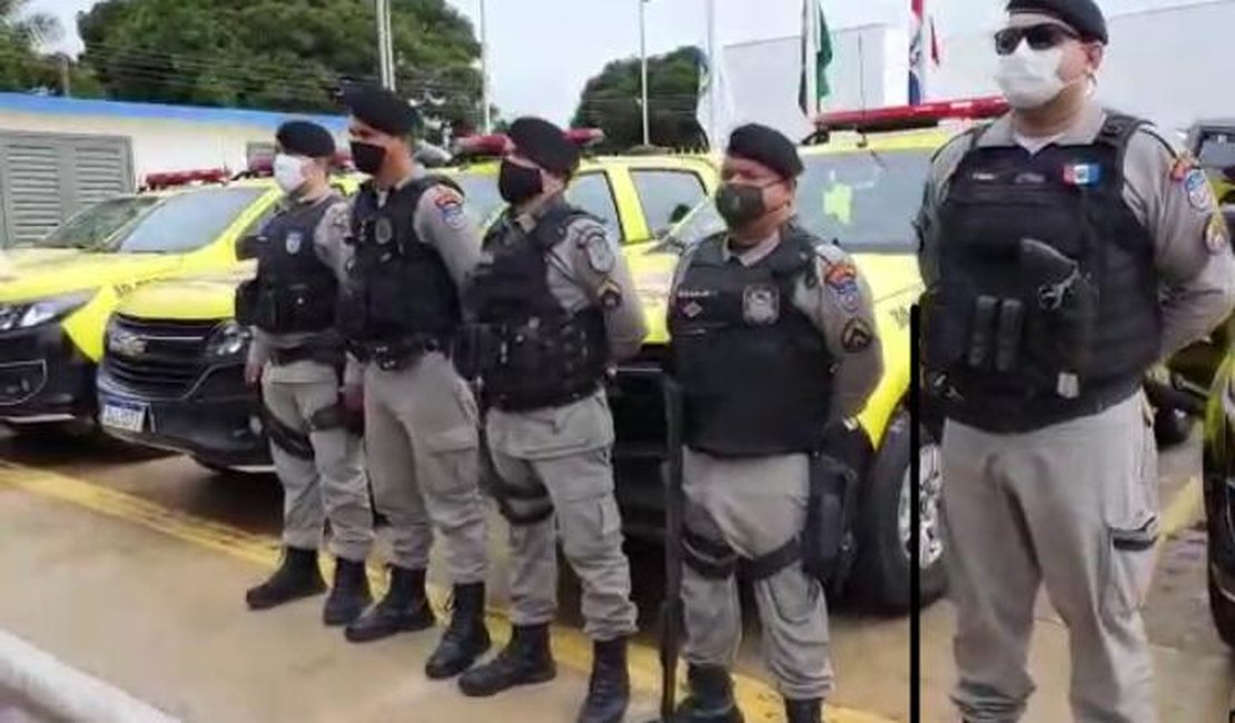 Polícia Militar recebe reforço para coibir som abusivo e entrada de veículos em praias de Coruripe