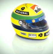 Capacete de Ayrton Senna é leiloado por R$ 205 mil na Inglaterra