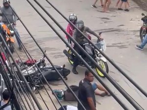 Colisão entre motos deixa dois homens feridos em Palmeira dos Índios