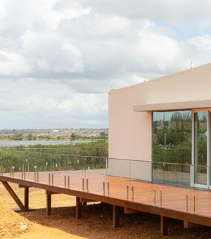 Centro de Convenções de Arapiraca terá sala de café e deck com vista para o Lago da Perucaba