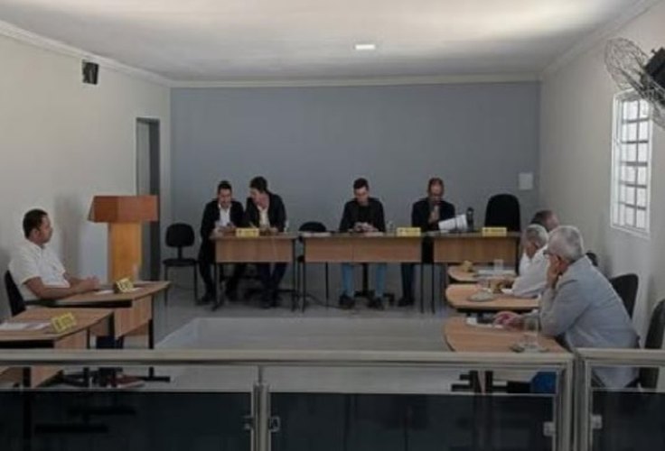 Pelo povo, vereadores de Olivença decidem que só terá sessão na Câmara duas vezes por mês